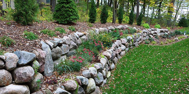 Walls Backyard Reflections Annandale Mn Landscape Services - Rock Retaining Wall Design