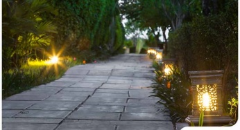 What Are the Dos and Don’ts of Walkway and Pathway Designs?
